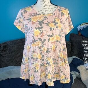 🎉4 for $20 Bobbie Brooks Peplum Tee, Medium
